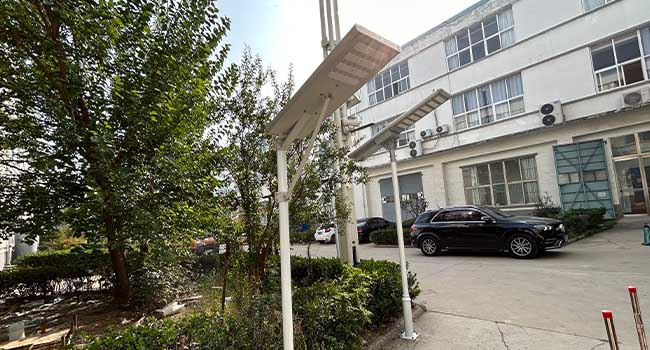 solar street light
